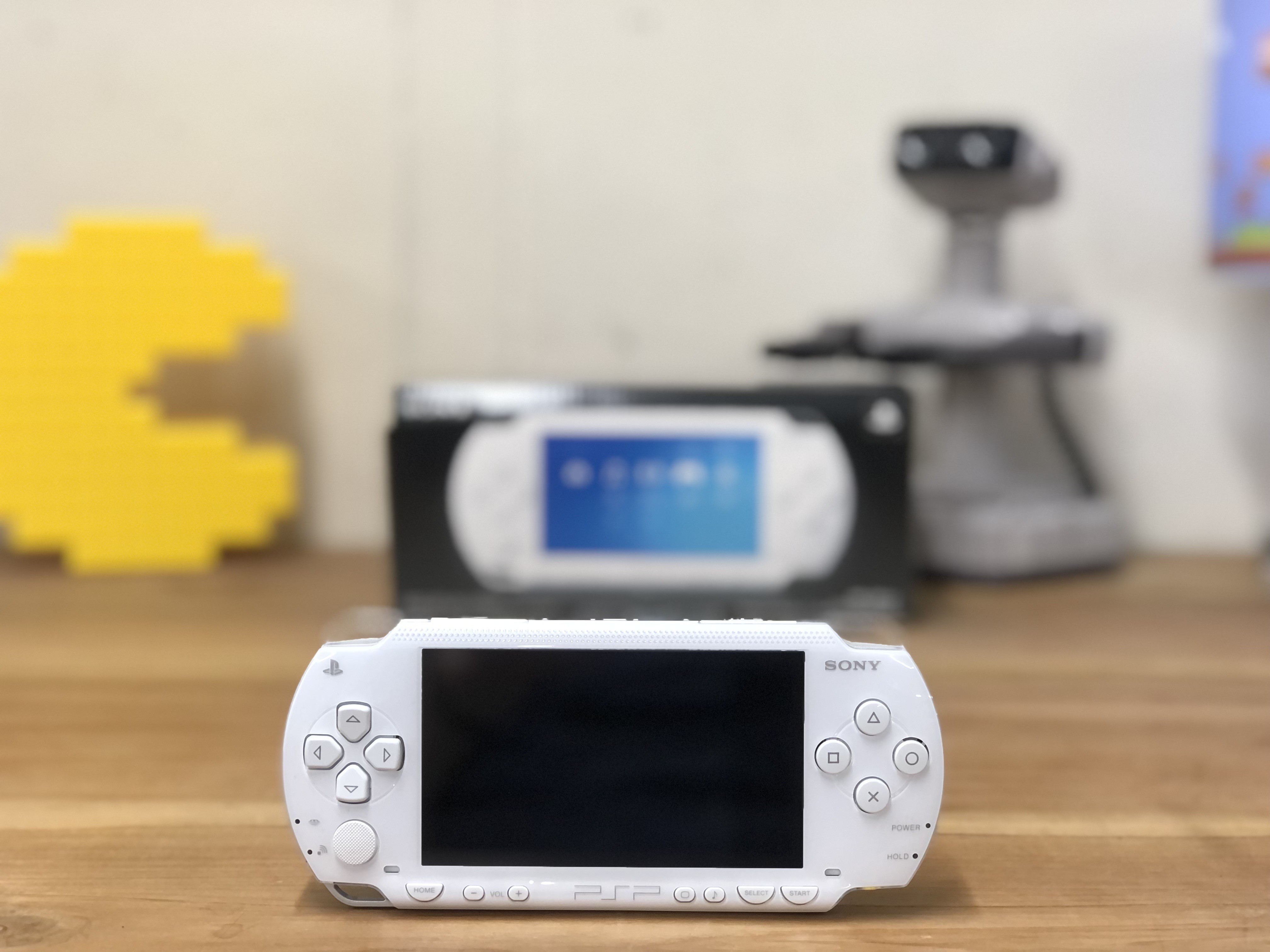 Playstation Portable PSP 1000 - White [Complete] - Playstation Portable Hardware - 2