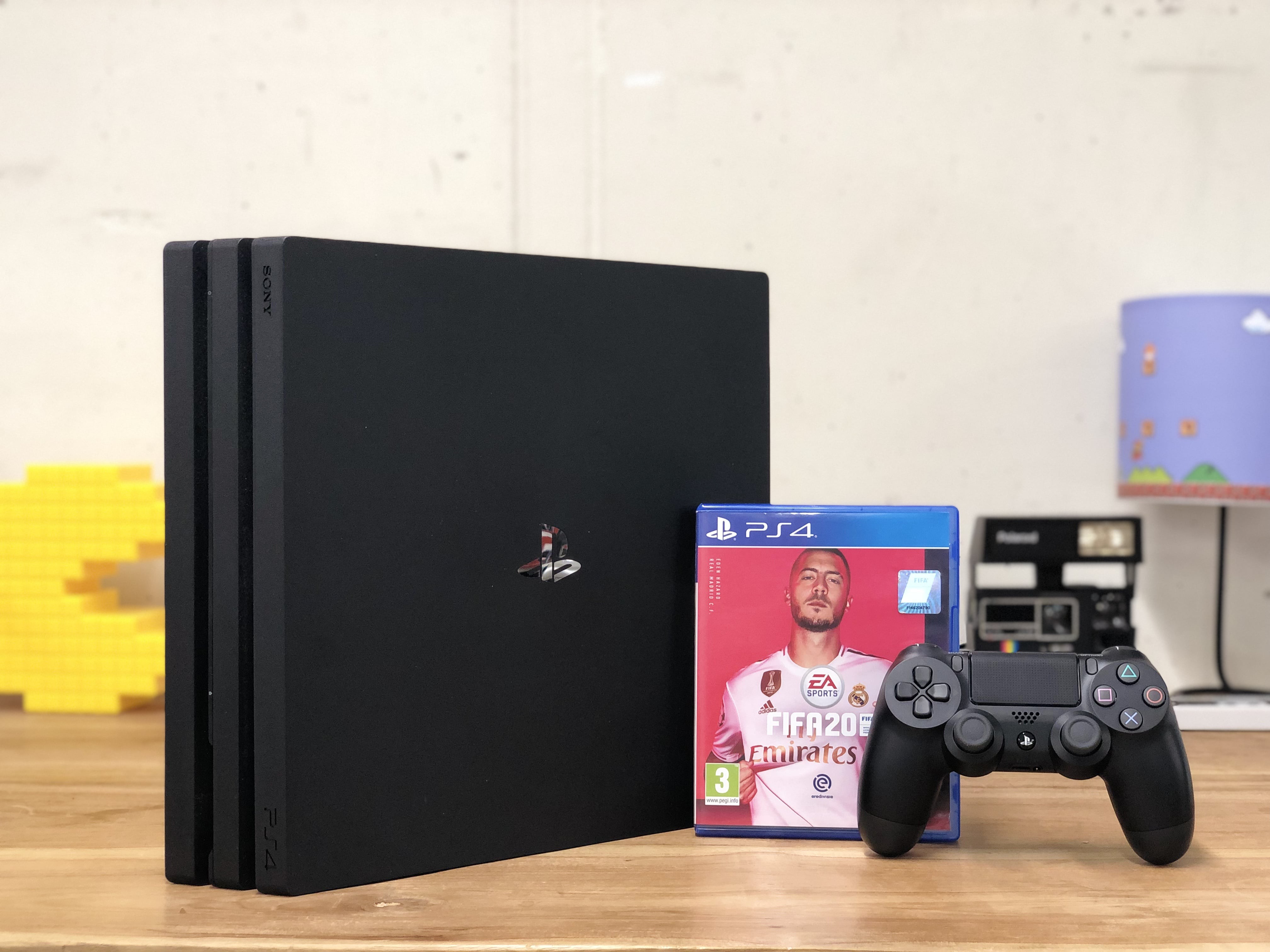 Playstation 4 Console Pro - 1TB - FIFA 20 Starter Pack | levelseven