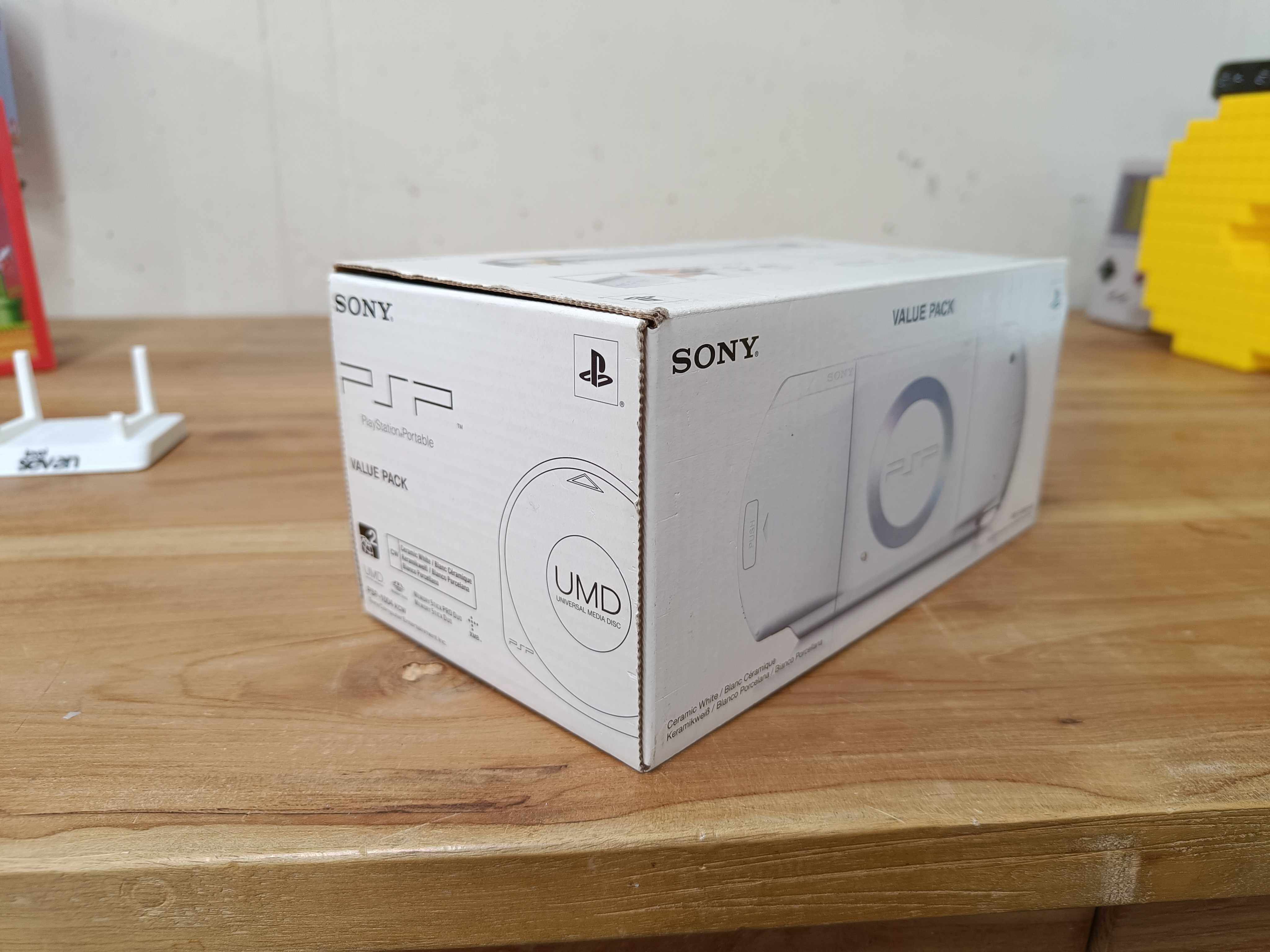 PSP 1000 White [Complete] - Playstation Portable Hardware - 4