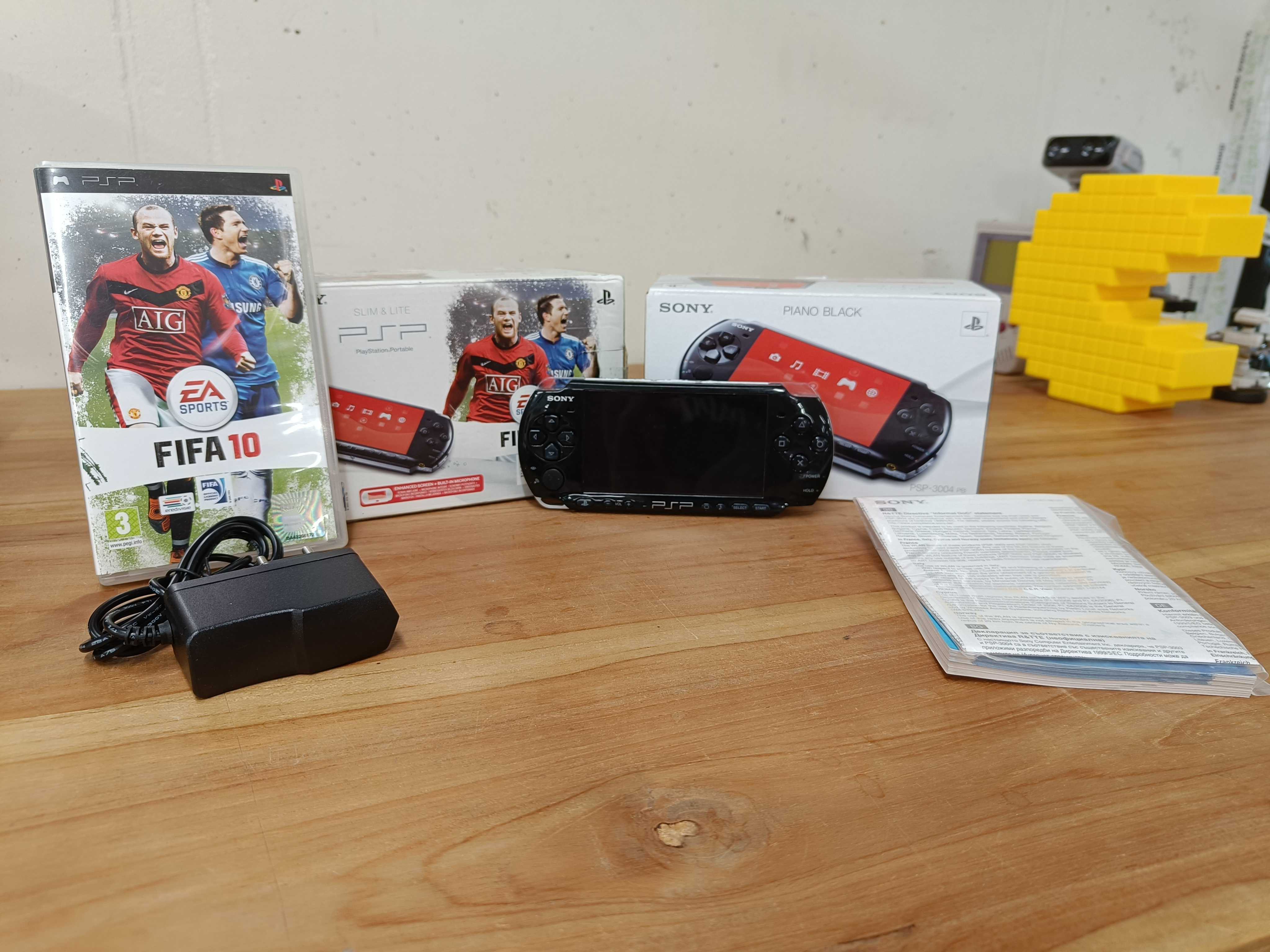 PSP 3000 Fifa 10 Edition [Complete] - Playstation Portable Hardware