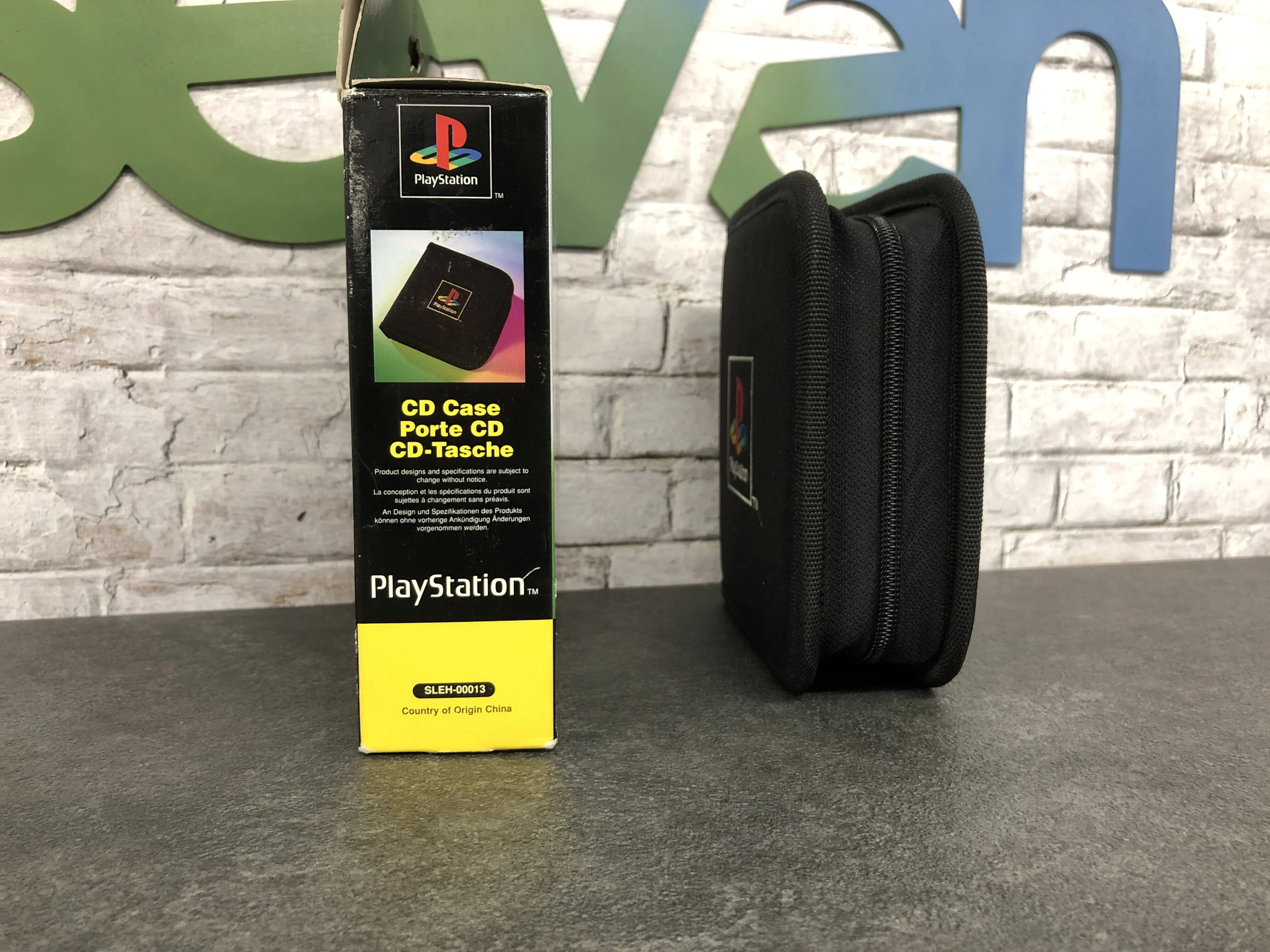 Playstation 1 Disc Carry Case [Complete]