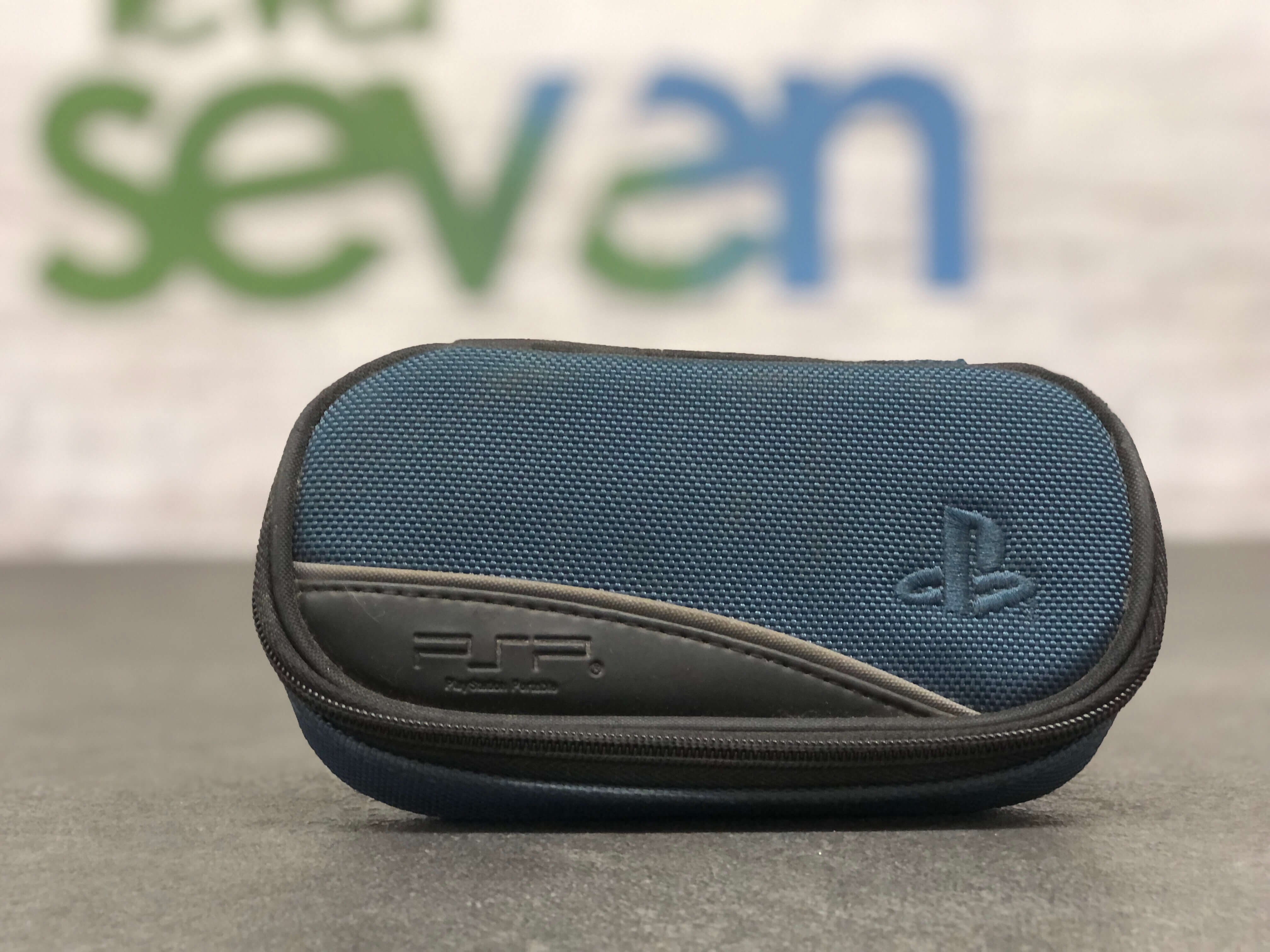 Playstation Portable Carrying Case-Blue - Playstation Portable Hardware