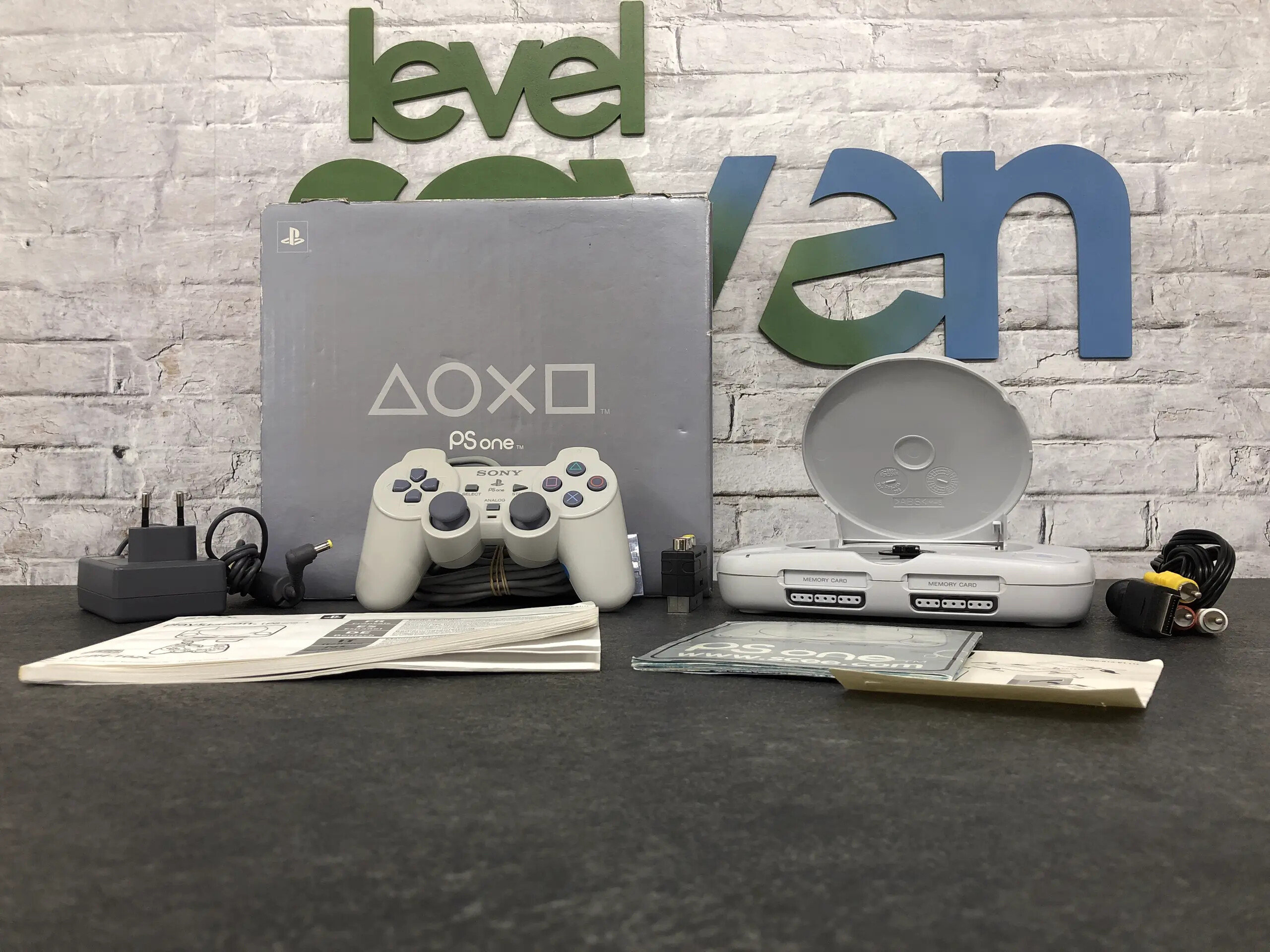 Playstation One Console Starter Pack [Complete]